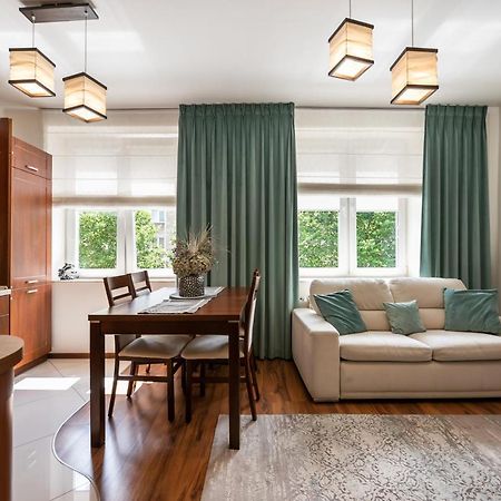 Ogrodowa Warm Wood Apartment วอร์ซอ ภายนอก รูปภาพ