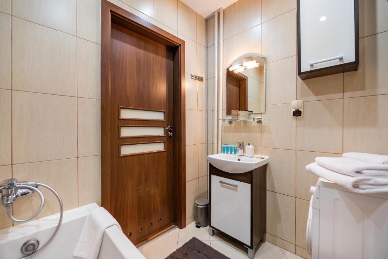 Ogrodowa Warm Wood Apartment วอร์ซอ ภายนอก รูปภาพ