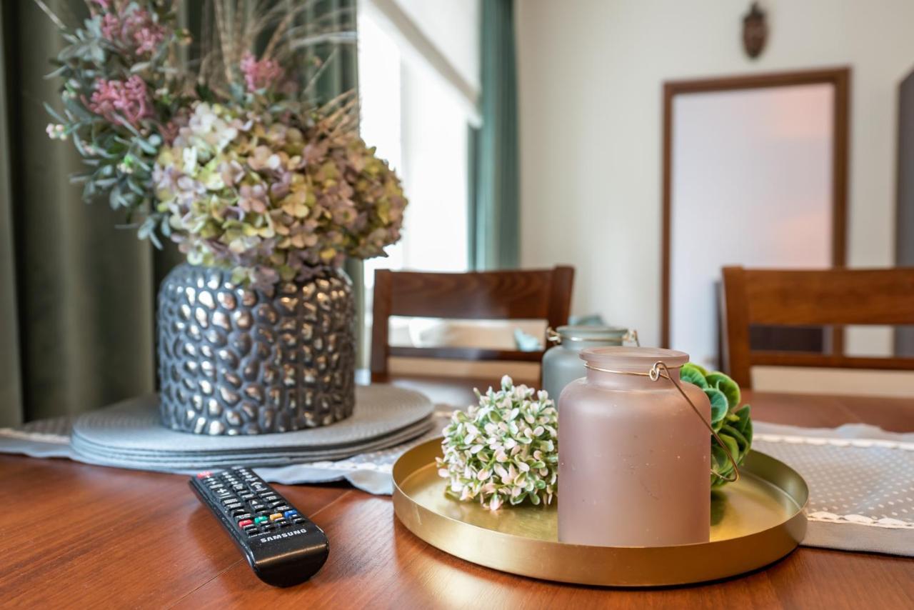 Ogrodowa Warm Wood Apartment วอร์ซอ ภายนอก รูปภาพ