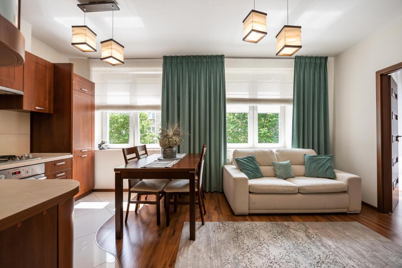 Ogrodowa Warm Wood Apartment วอร์ซอ ภายนอก รูปภาพ